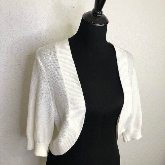 Torrid ivory white open front cropped cardigan sweater size 2 or 2X NWT - Picture 2 of 14